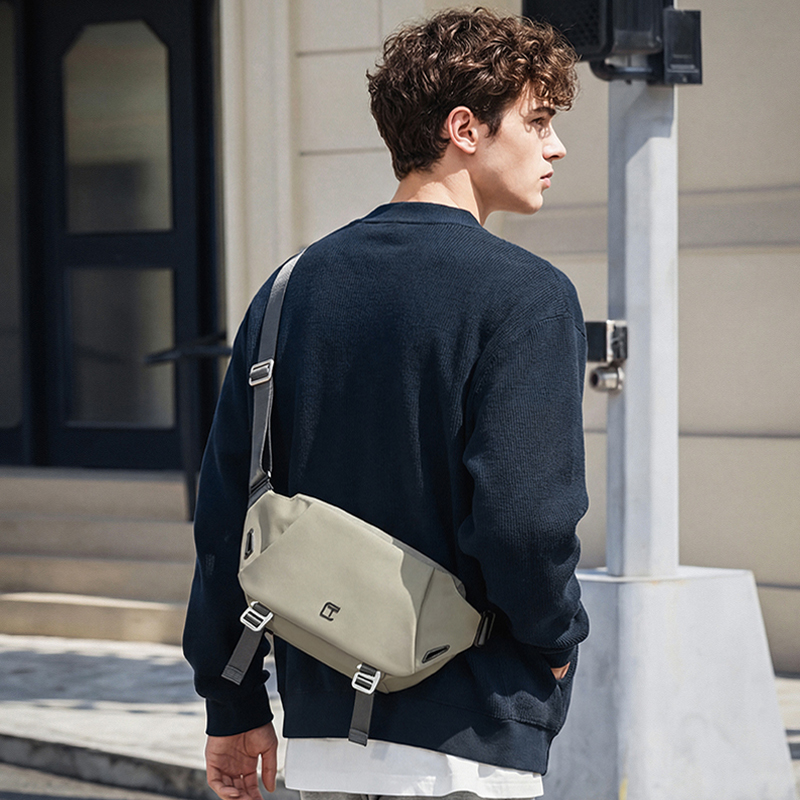 حقيبة كتف تانج كول الممتازة ال - مراجعة Cycling Commuter Bag وسعره